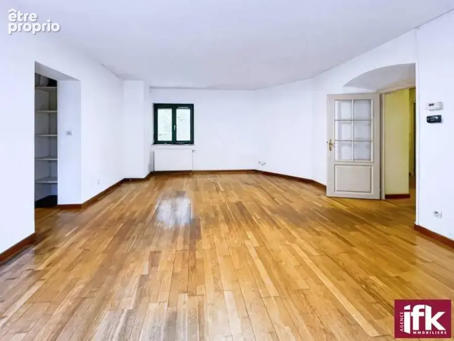 WETTOLSHEIM - Appartement de 96m² à rénover – Terrasse – Garage - Parking - photo 5
