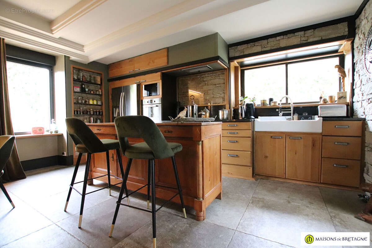 Maison à QUIMPERLE