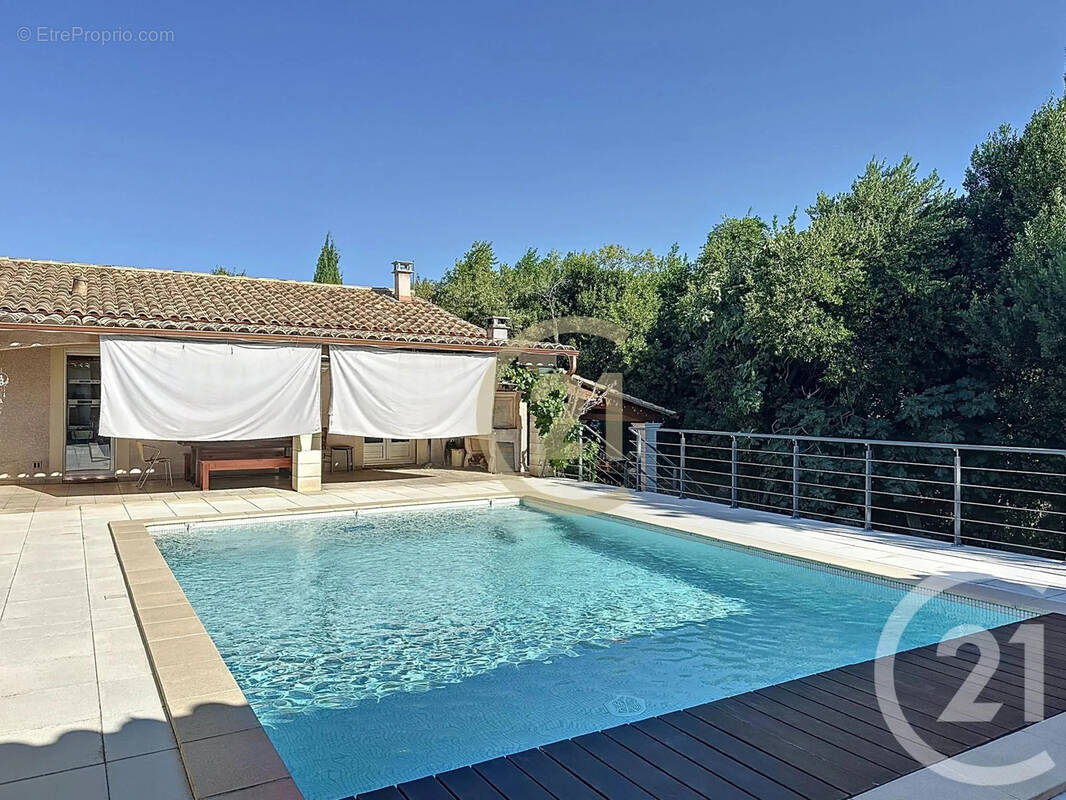 Maison à CASTILLON-DU-GARD