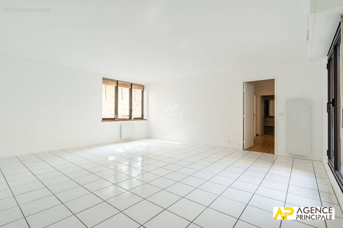 Appartement à MAISONS-LAFFITTE