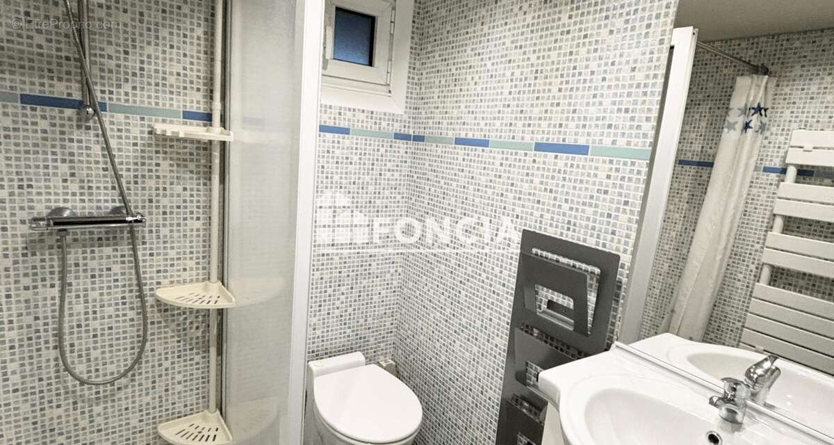 Maison à PARAY-VIEILLE-POSTE