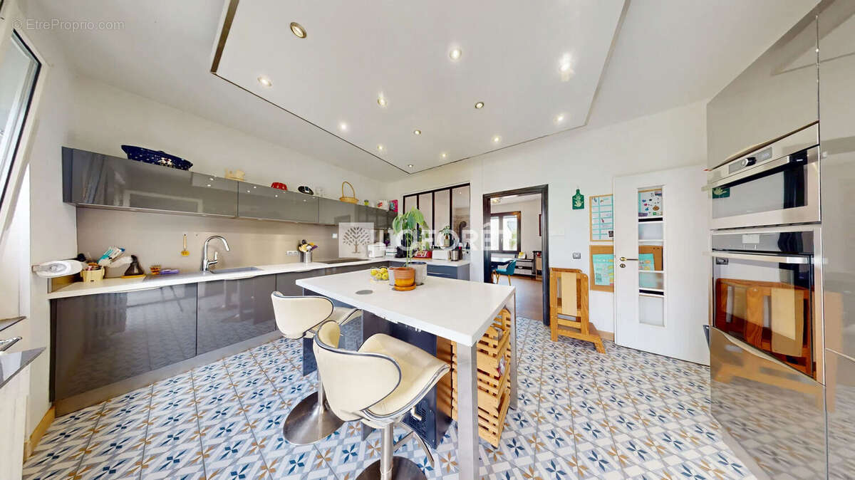 Superbe maison Lingolsheim 5 pièce(s) 163 m2 - photo 3