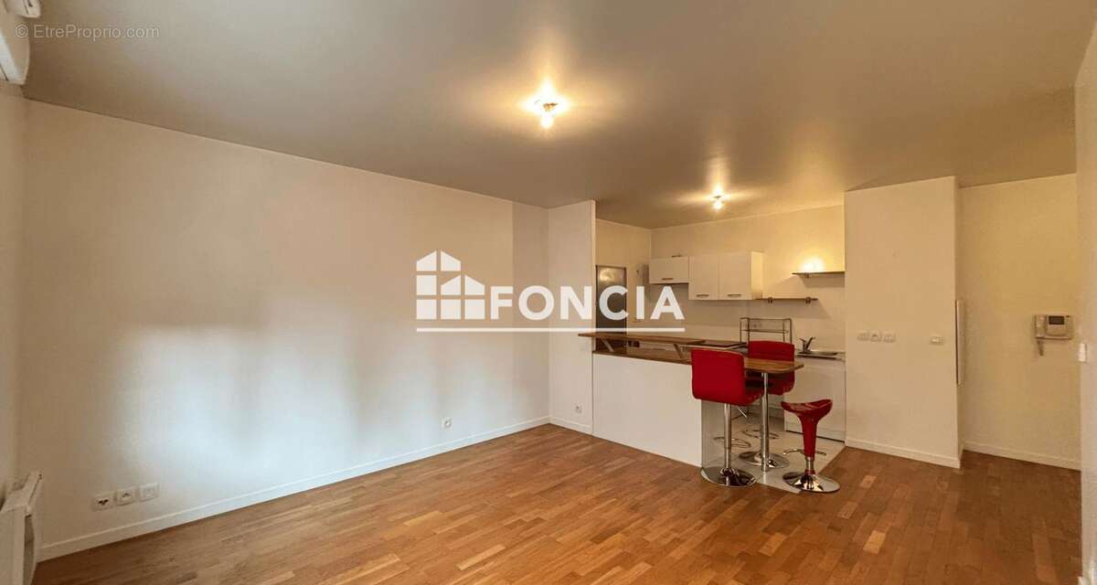 Appartement à SAINT-GRATIEN