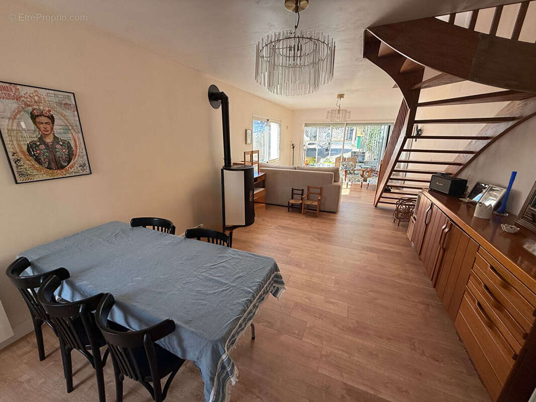 Maison à LE POULIGUEN