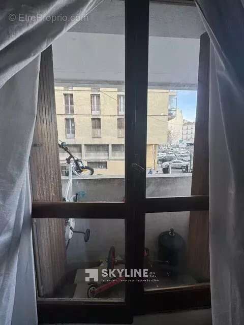 Appartement à MARSEILLE-3E