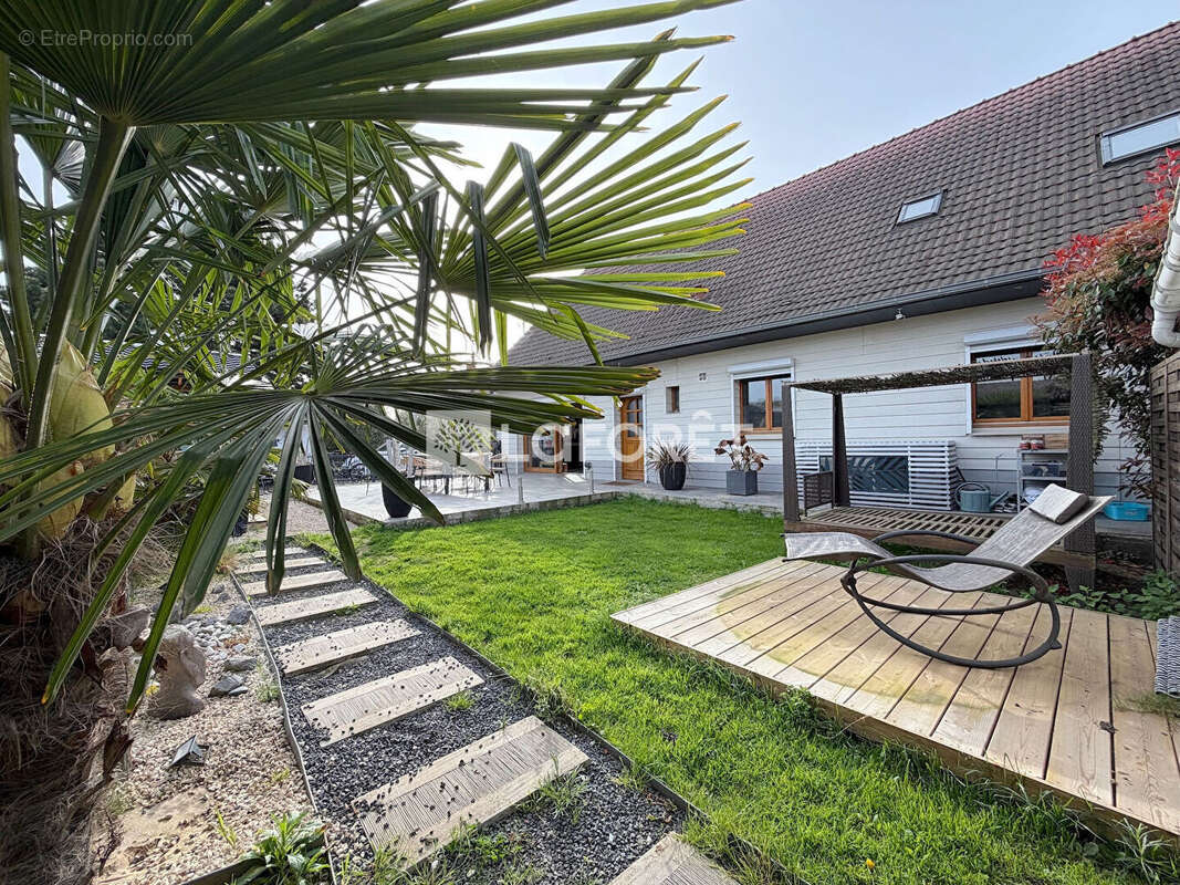Maison à DOURGES