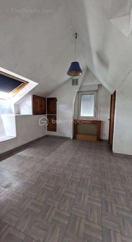 Maison à LES PONTS-DE-CE