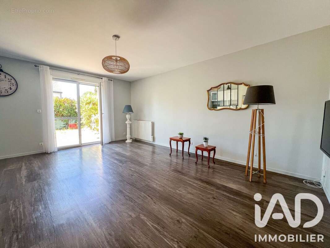 Appartement 68 m² à Breal-Sous-Montfort  - photo 4