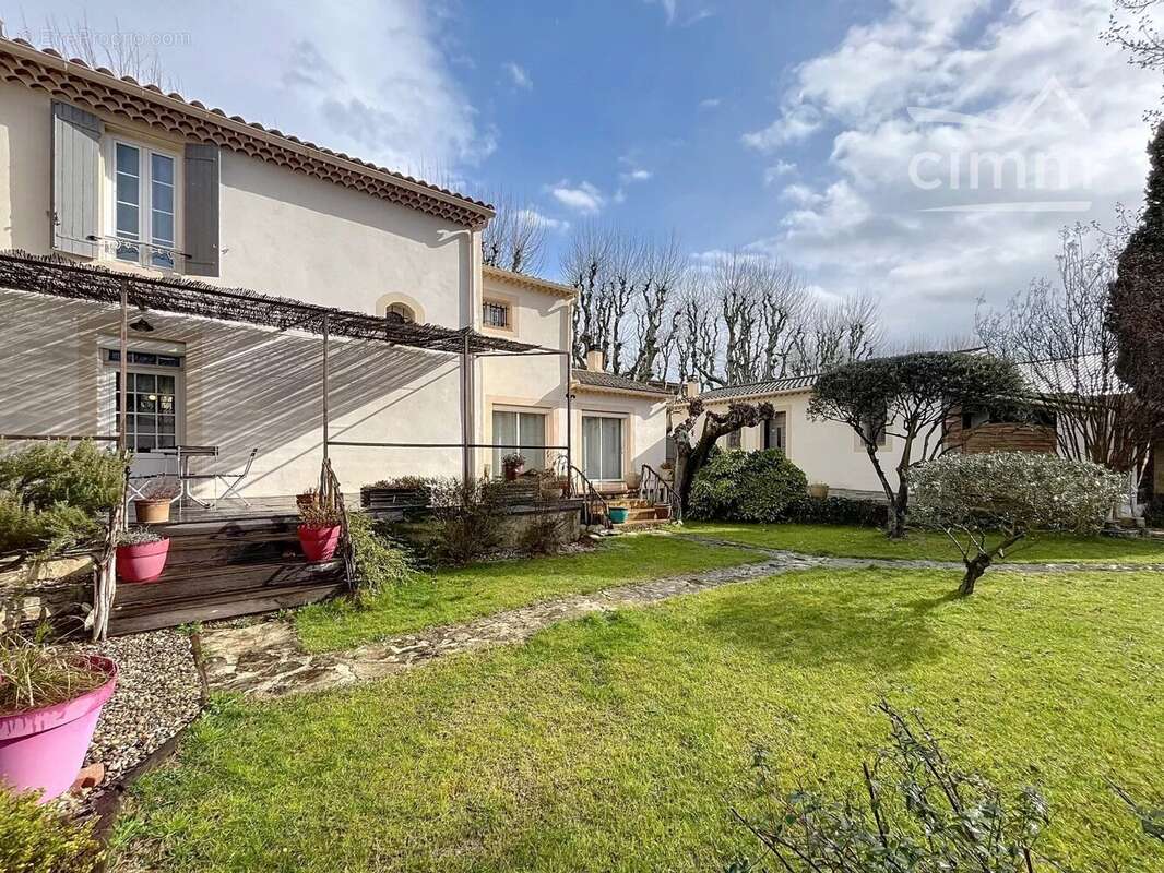 Maison à MALEMORT-DU-COMTAT