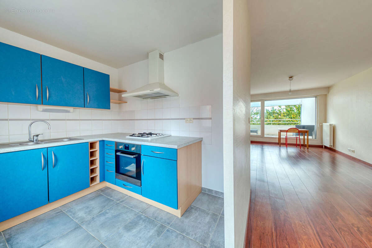 Appartement à SAINT-JACQUES-DE-LA-LANDE