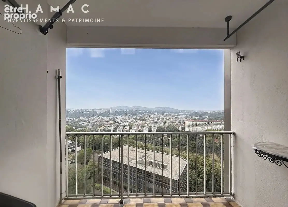 Appartement T4 de 89m2 avec vue Panoramique - photo 10