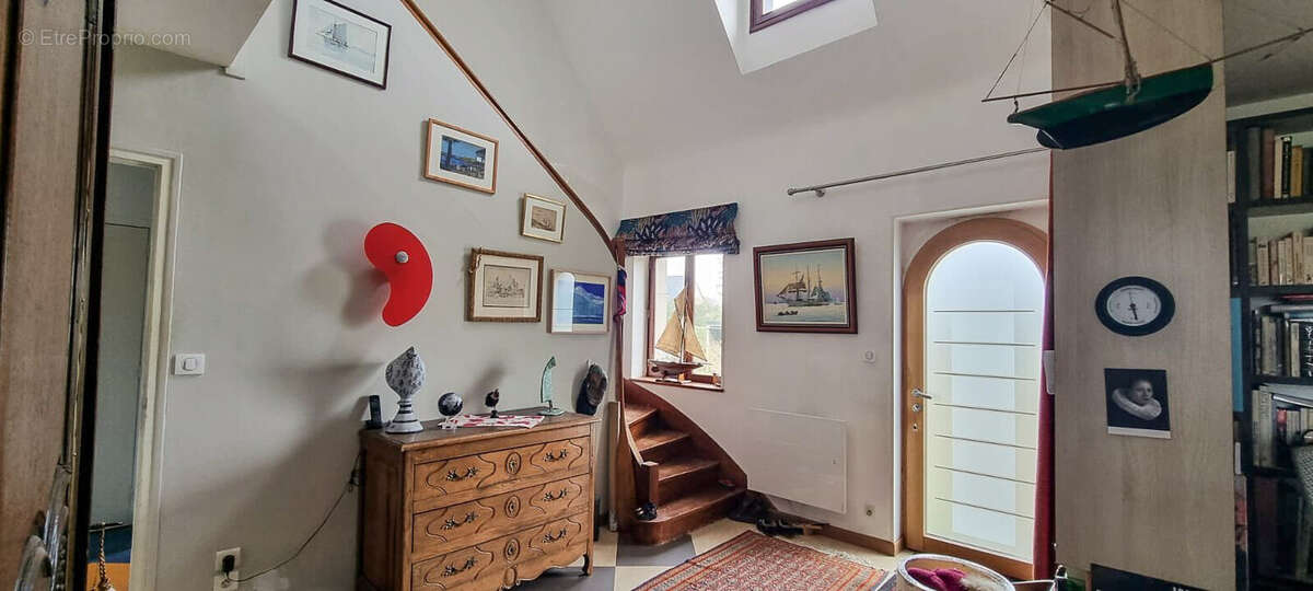 Maison à PLOUER-SUR-RANCE