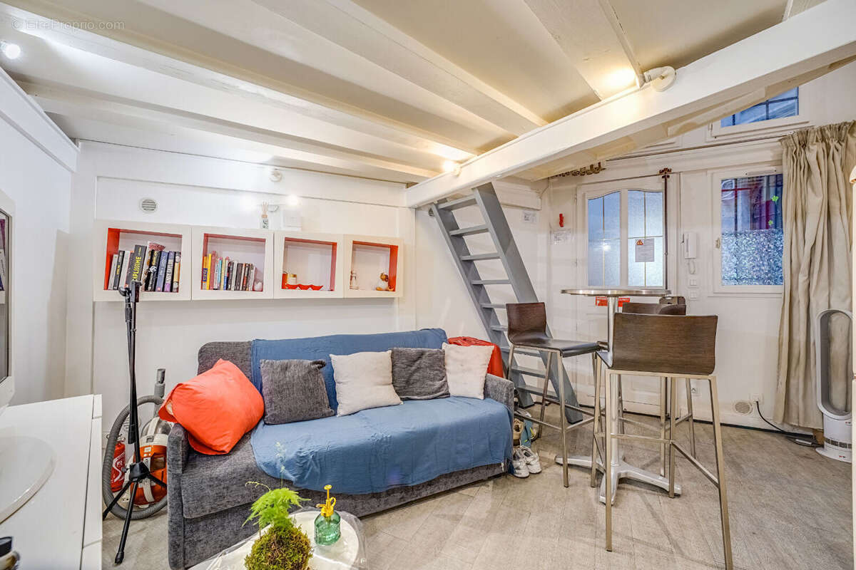 Appartement à PARIS-4E