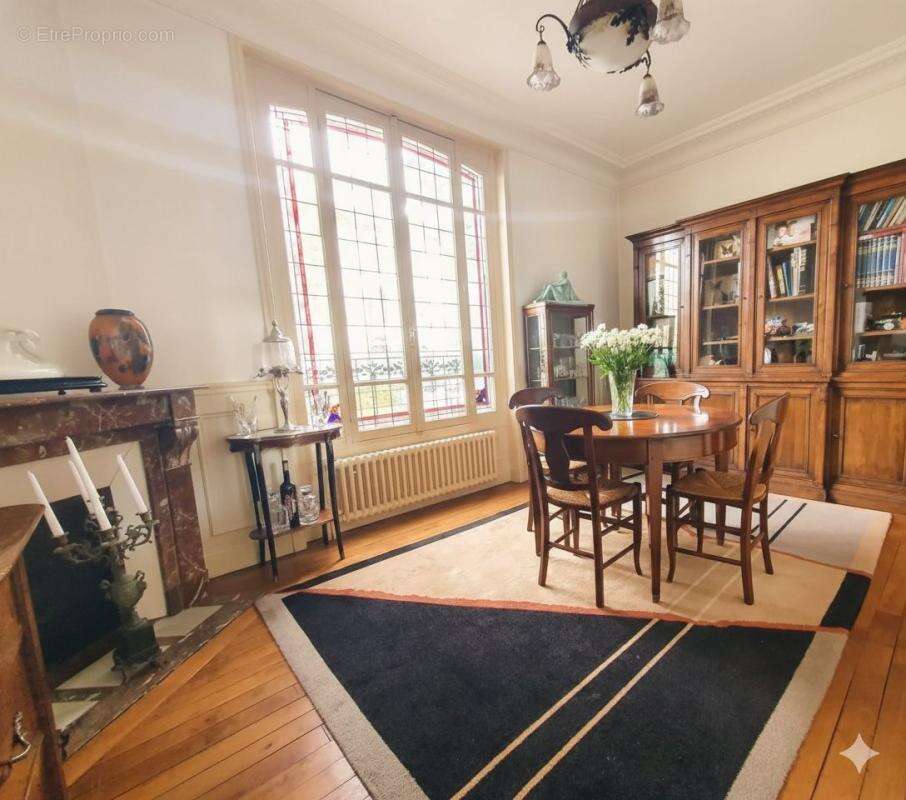 Maison à L'ISLE-ADAM