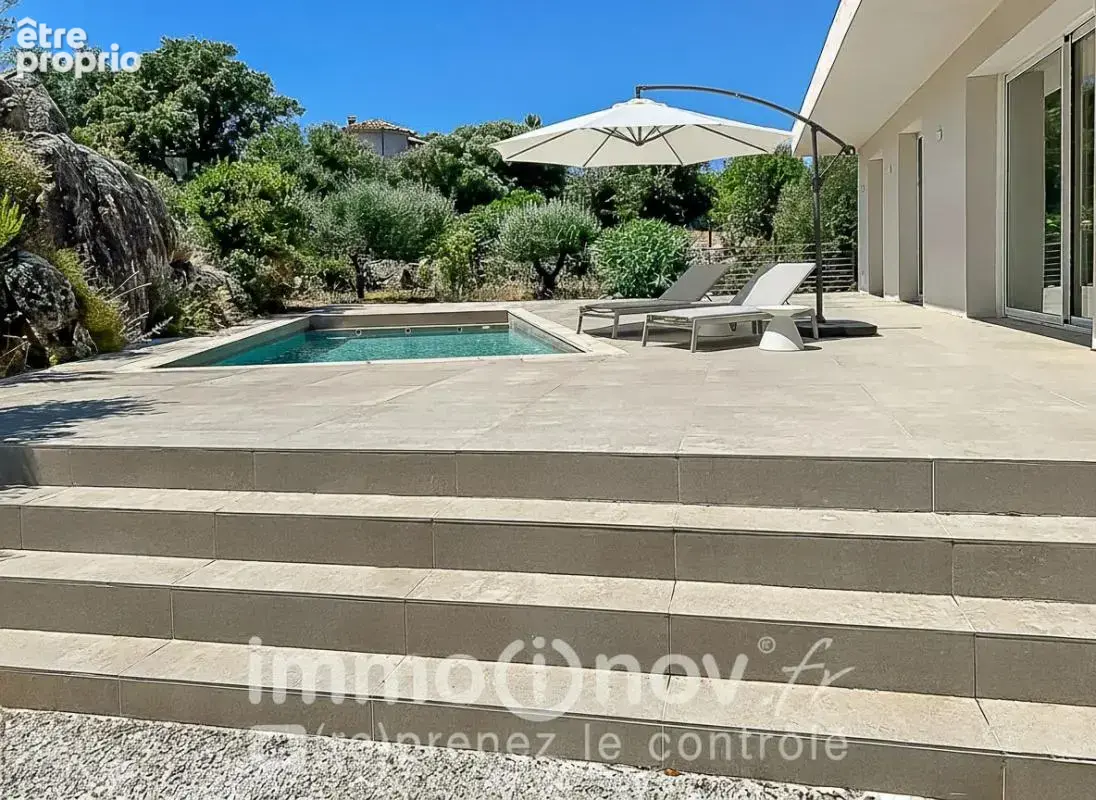 Villa de Luxe a Vendre en Corse du sud - Vue Mer et Montagnes - photo 4