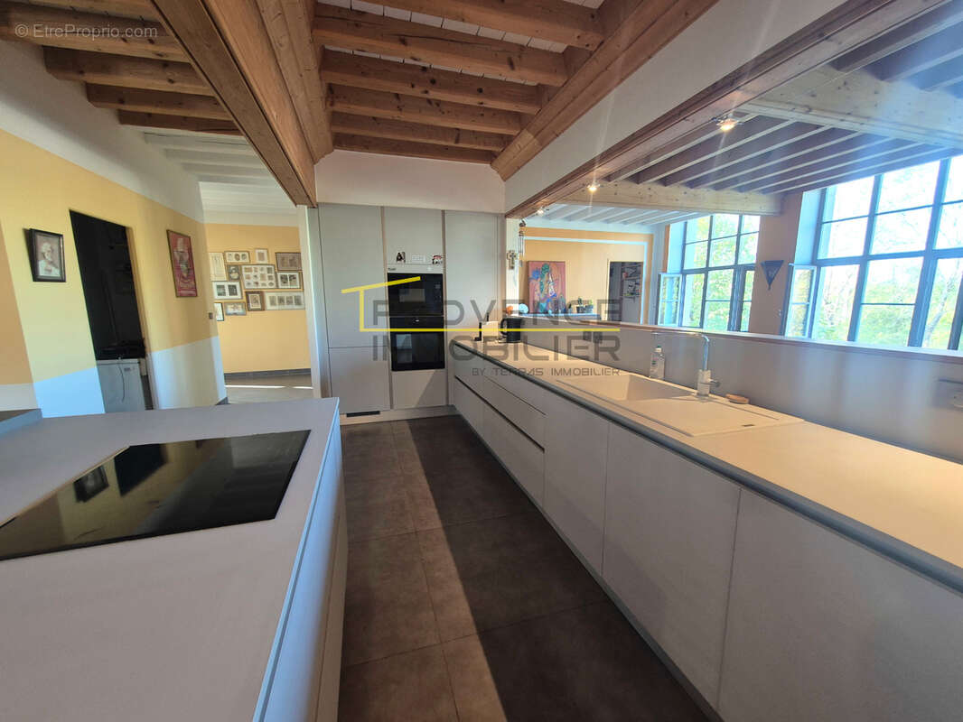 Appartement à MONTBOUCHER-SUR-JABRON