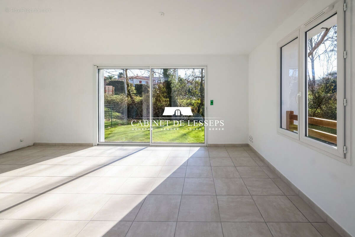 Appartement à BARDOS