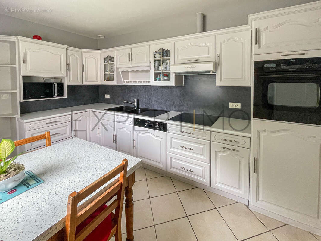 Maison à SAINT-LYPHARD