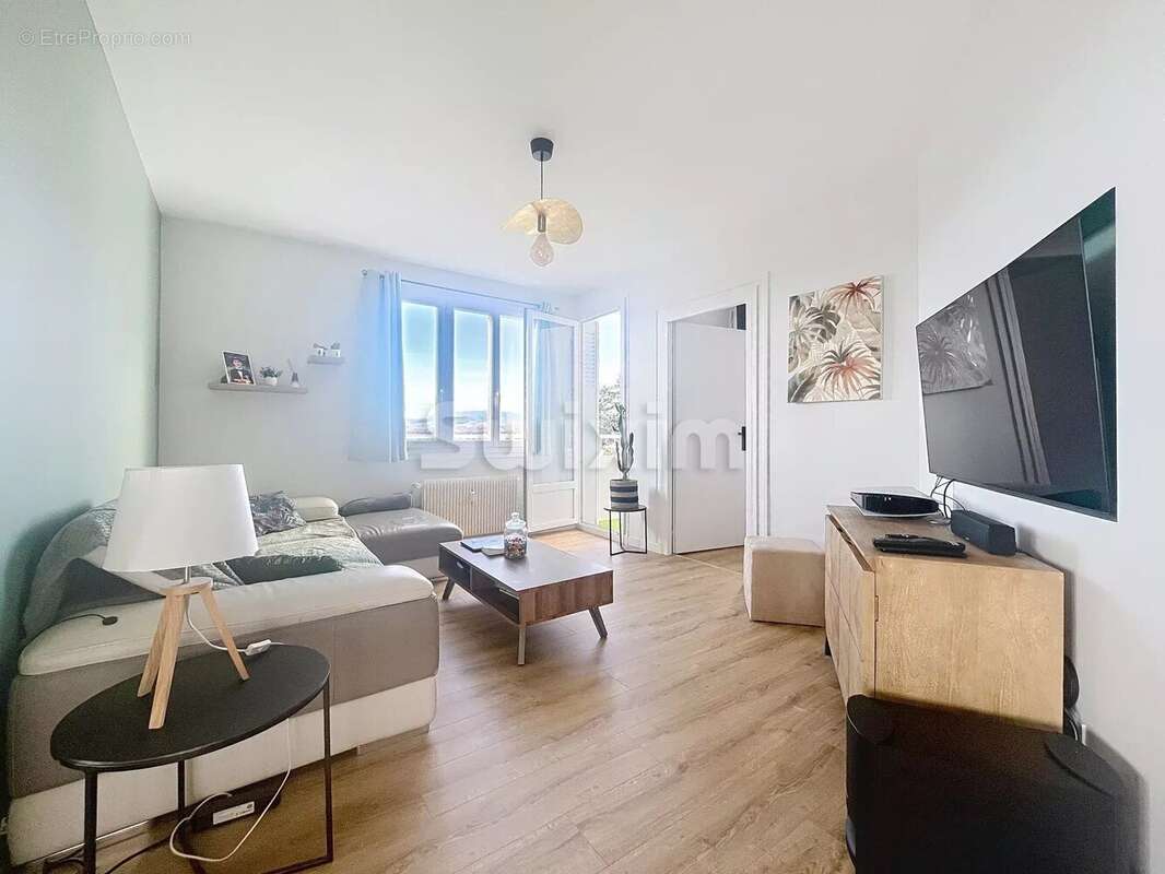 Appartement à BELLEVILLE