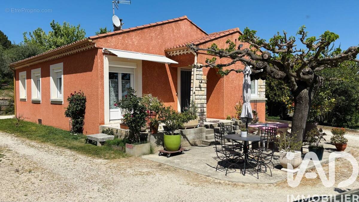 Photo 1 - Maison à SAINT-MARCEL-D'ARDECHE