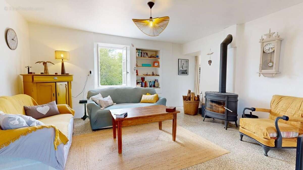 Maisonancienneavecdependance04172026105543 - Maison à LE BUISSON-DE-CADOUIN