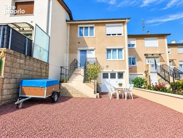 COTE D'OR (21) - CHEVIGNY SAINT SAUVEUR - Maison mitoyenne d'environ 90 m² avec terrasse couverte et sous-sol - photo 2