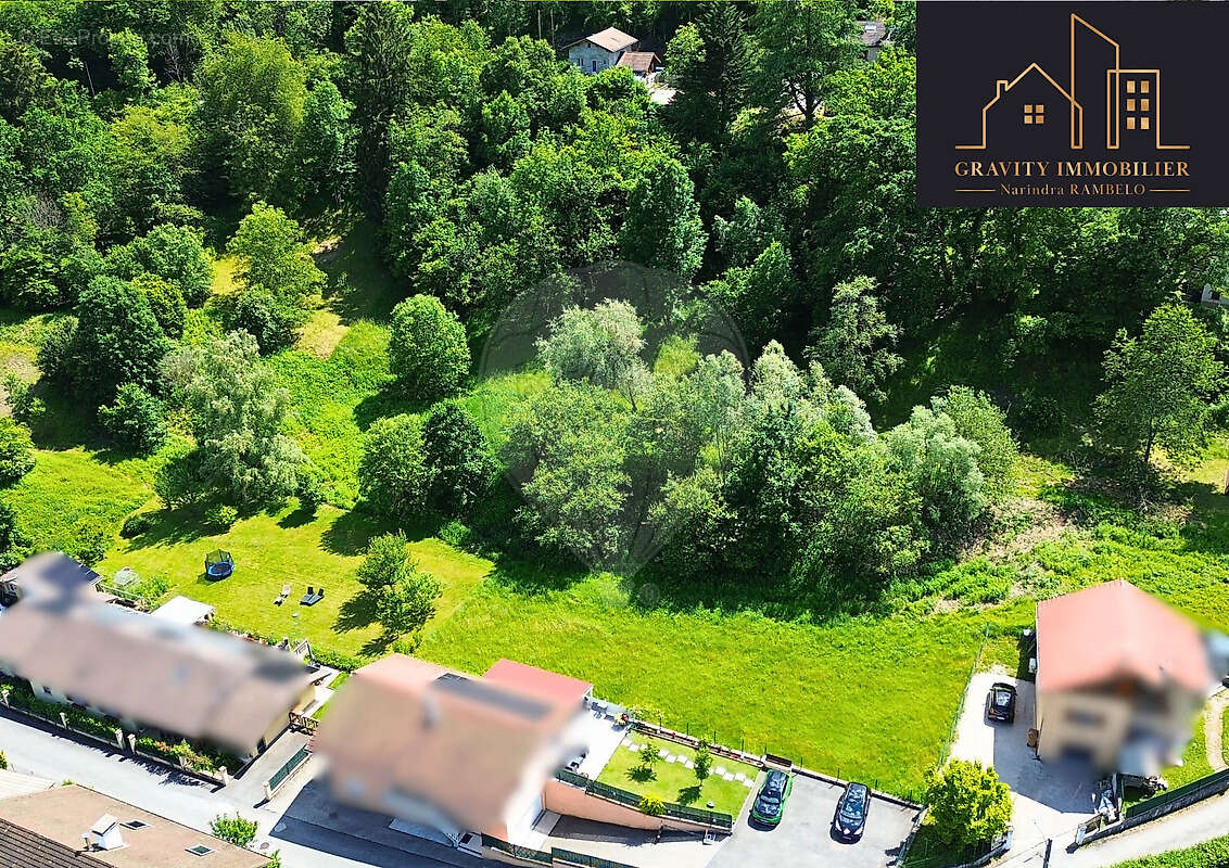 Terrain à SCIONZIER