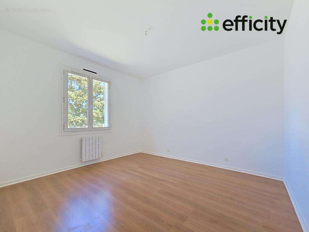Maison 130 m² à L'houmeau  - photo 10