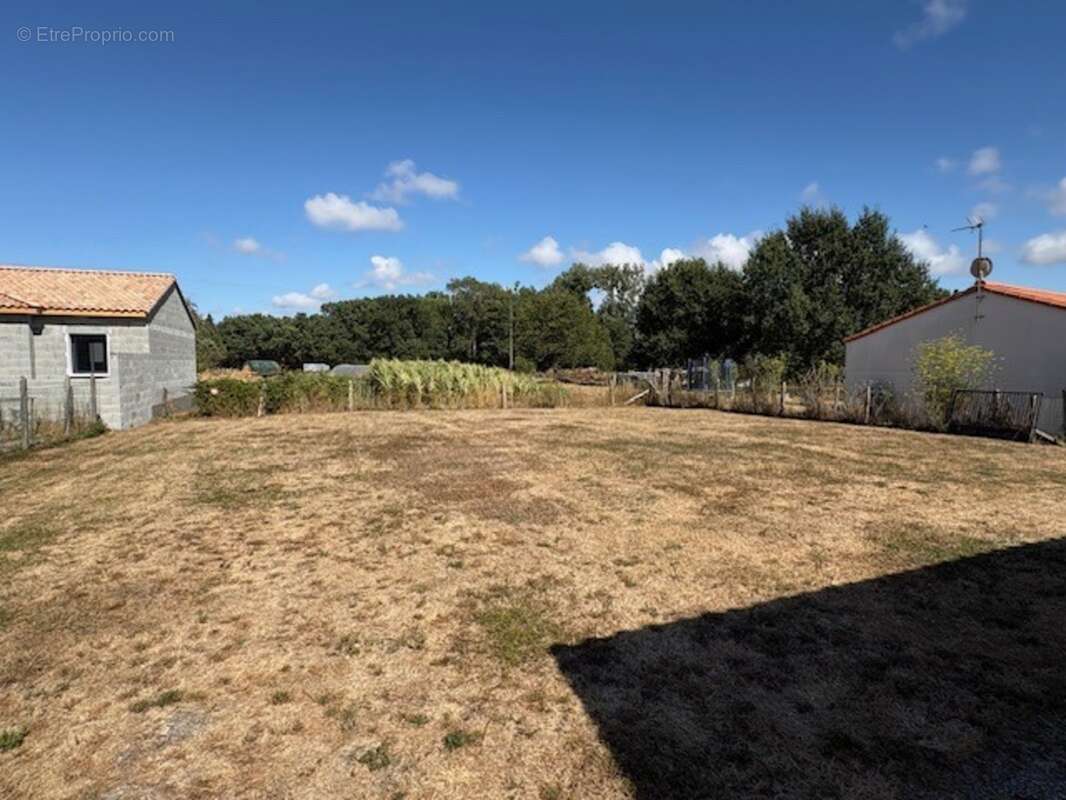 Maison à vendre 3 pièces-jardin 510 m2-Chaumes en retz (44) - photo 5