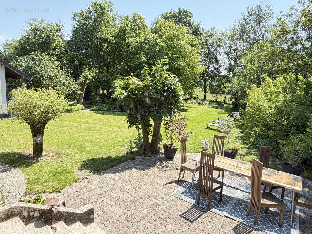 Maison familiale 190 m2  5 chambres  Terrain 2 000 m2  Double garage - photo 25