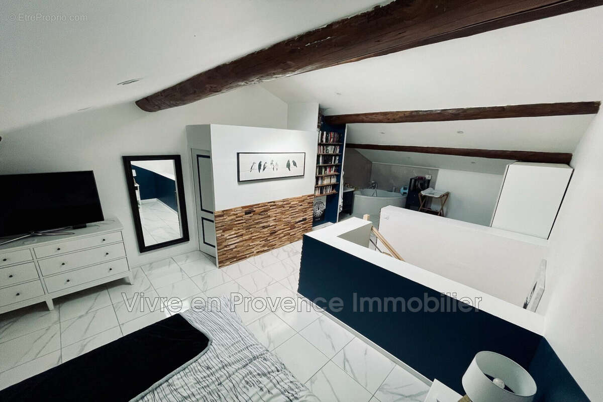 Maison à MORIERES-LES-AVIGNON