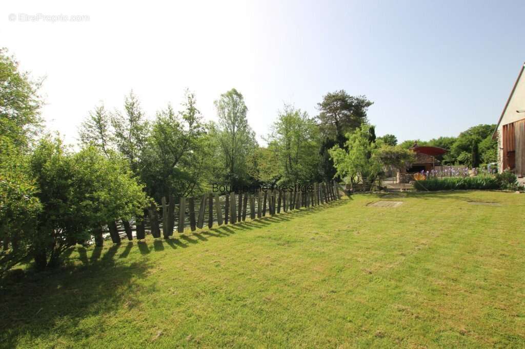 Rare belle propriete contemporaine et ecologique au coeur de la campagne en bord de riviere - photo 10