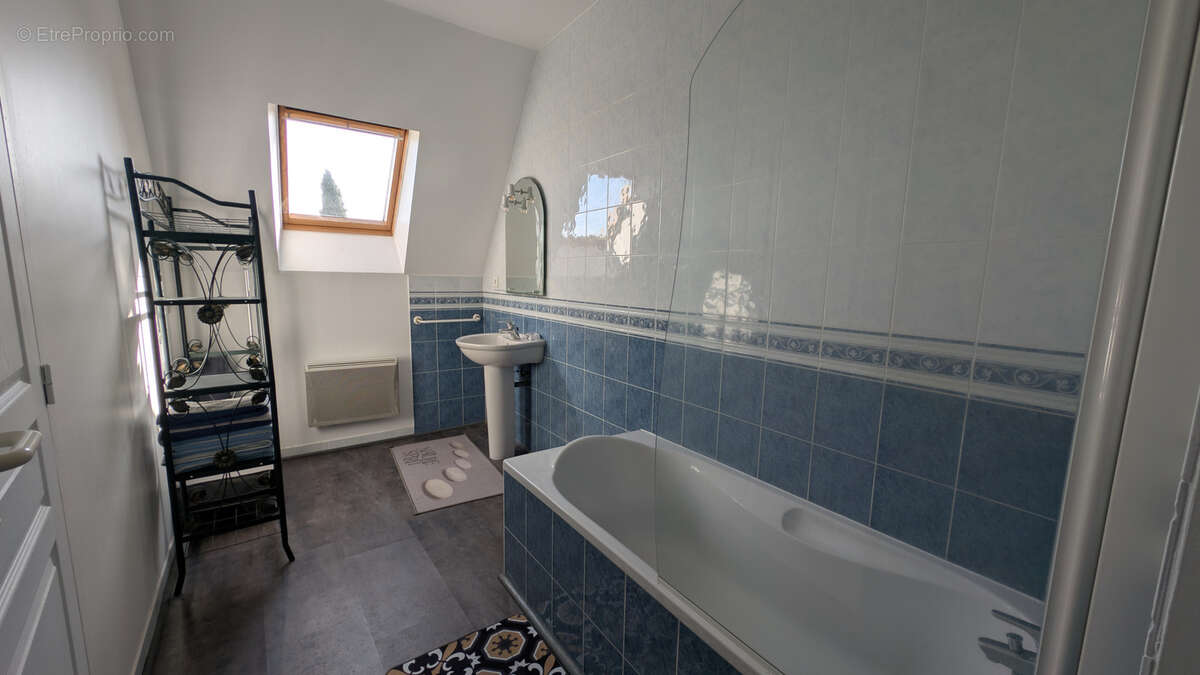 Maison à LIOURDRES