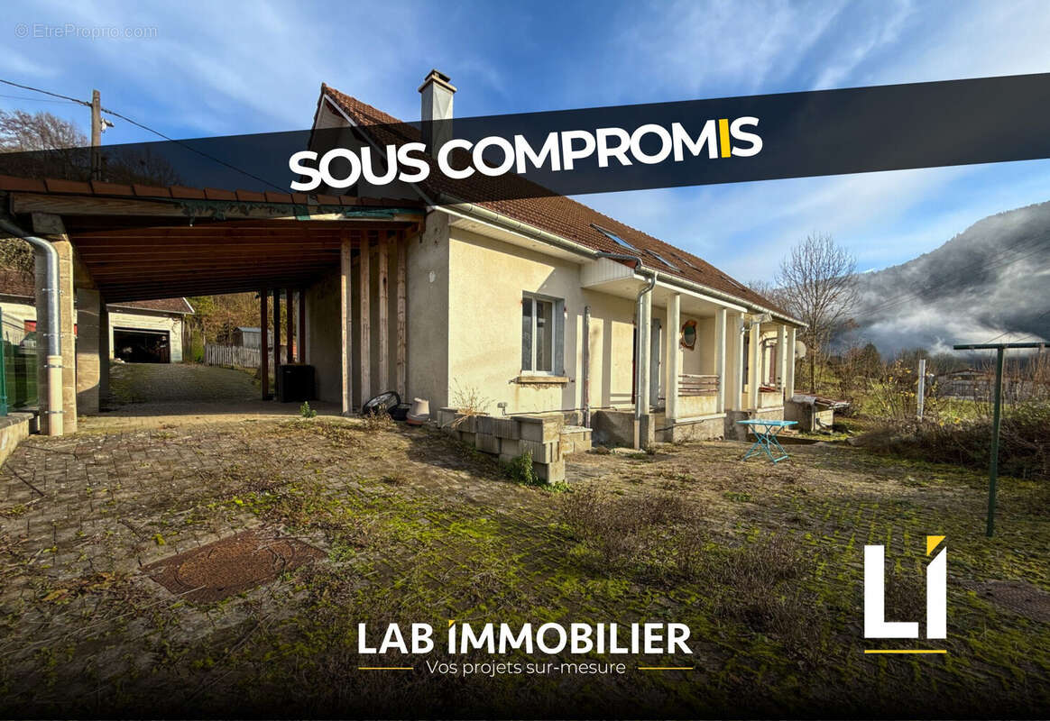 Maison à VAUFREY
