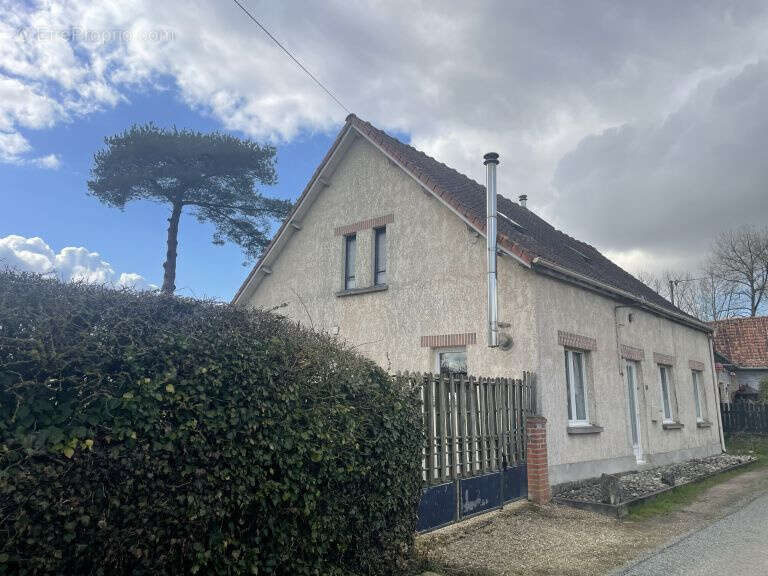 Maison à FILLIEVRES