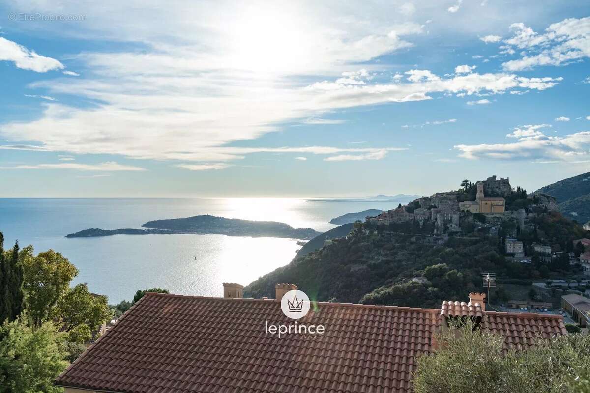 Appartement à EZE