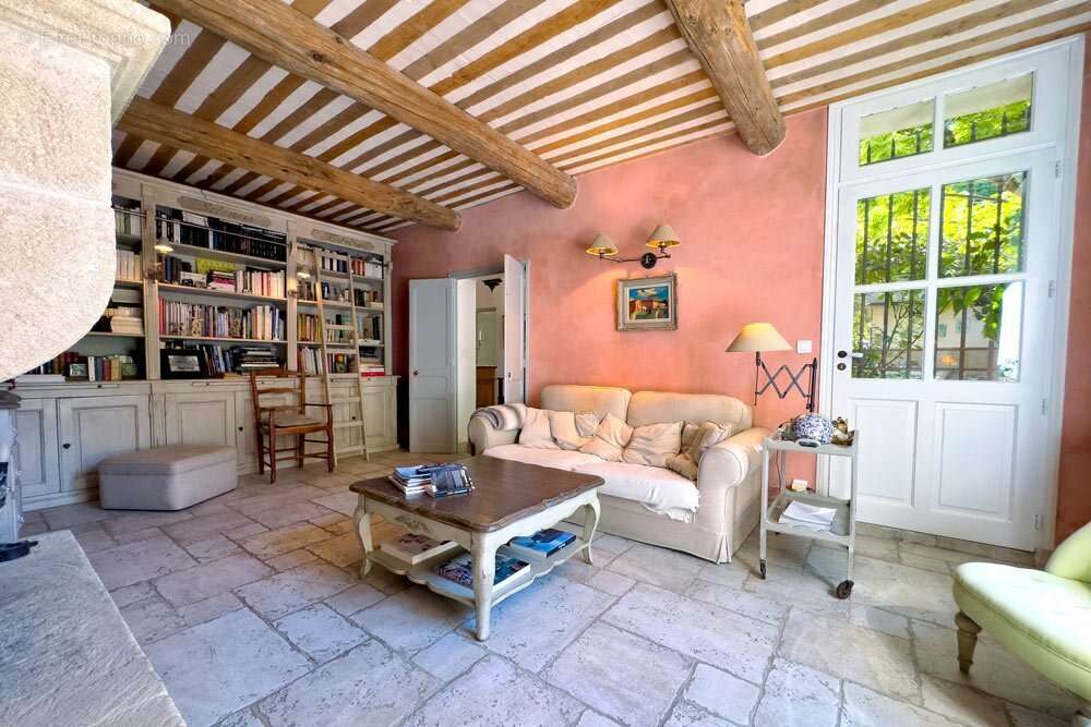 Maison à VAISON-LA-ROMAINE