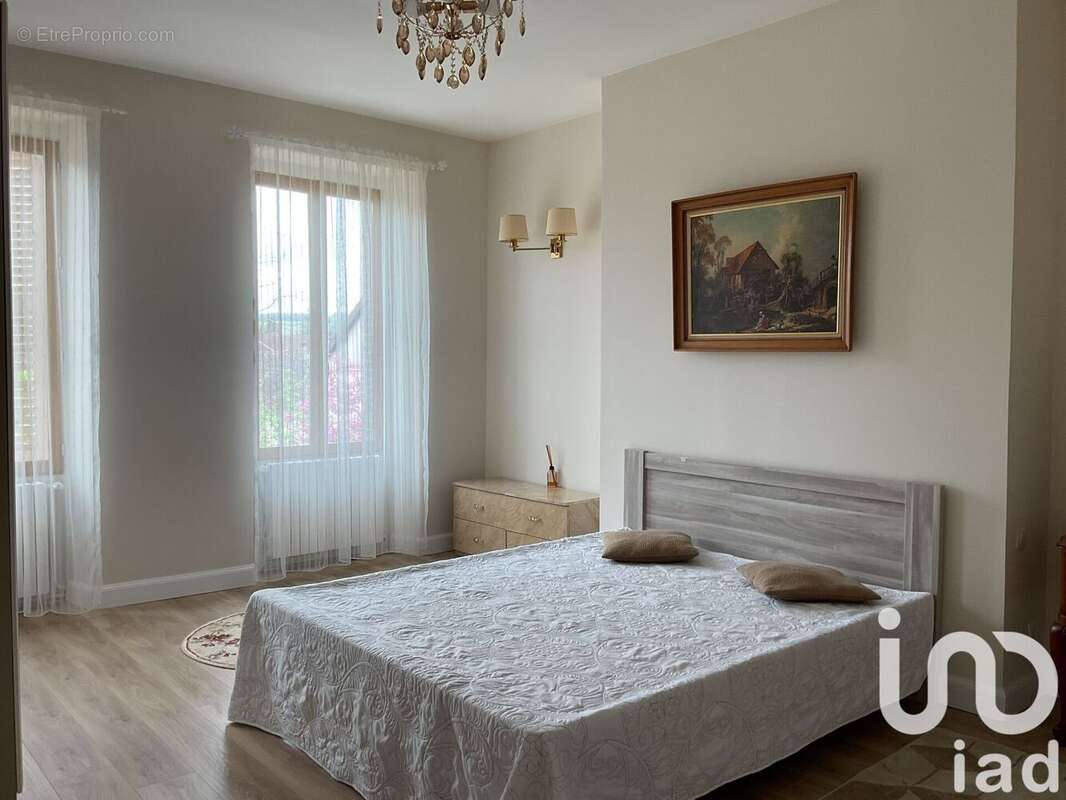 Maison 153 m² à Chailley  - photo 9