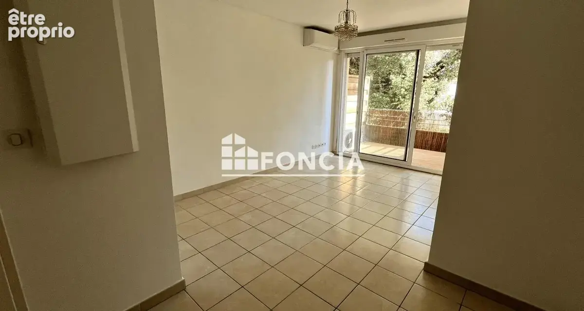 Photo Appartement à Uzes au prix de 164 000€