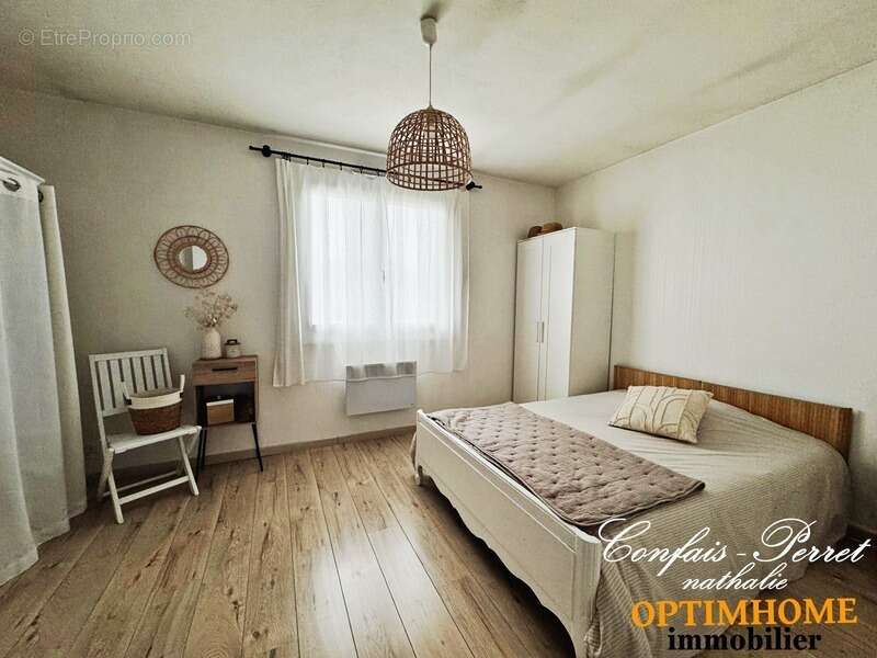 Maison à MISEREY-SALINES