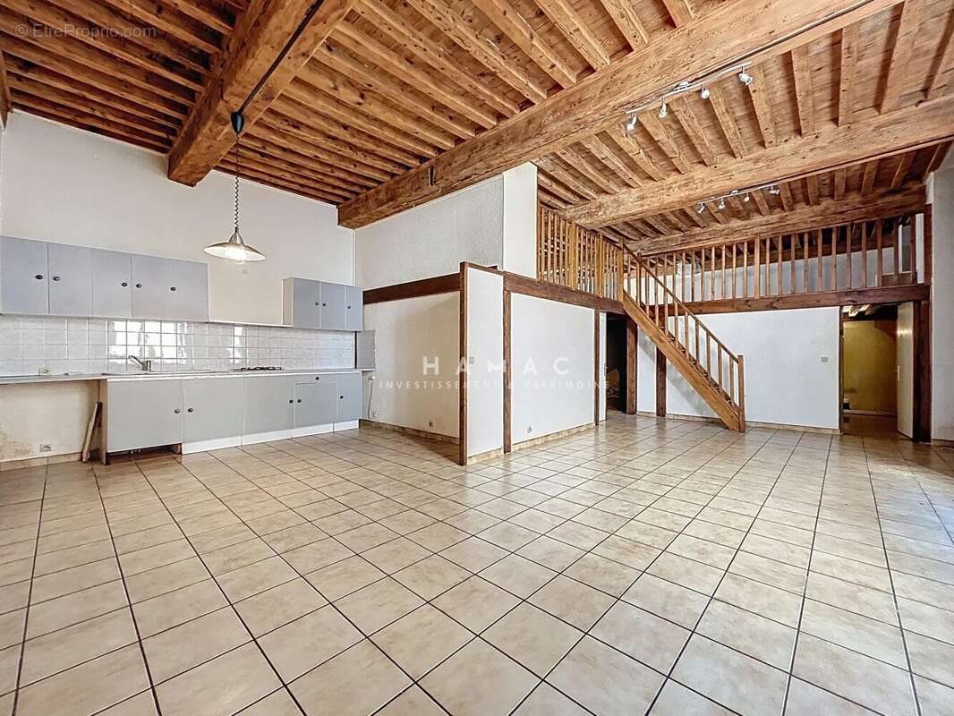 Appartement à LYON-4E