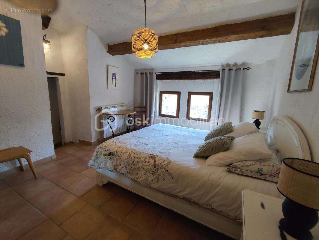 Superbe bastide du XVIIIᵉ siècle – Domaine de charme avec chambres d’hôtes, gîte et restaurant d'été - Aux portes du Verdon - photo 16