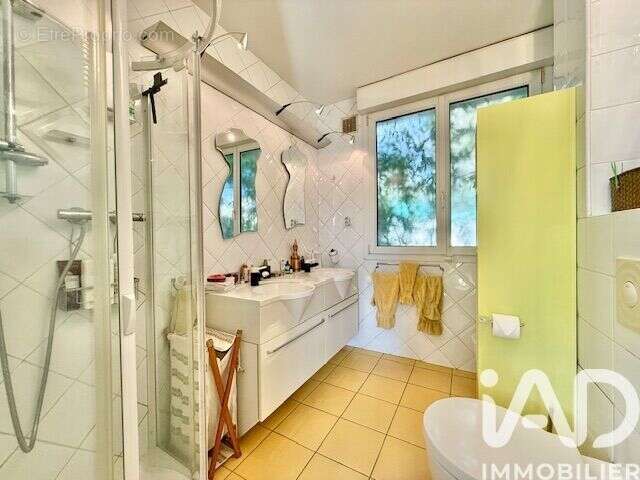 Photo 5 - Maison à GARCHES