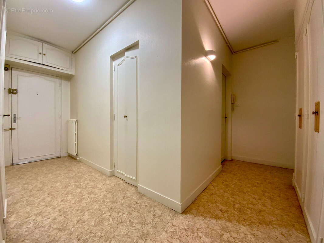 Appartement à SAINTES