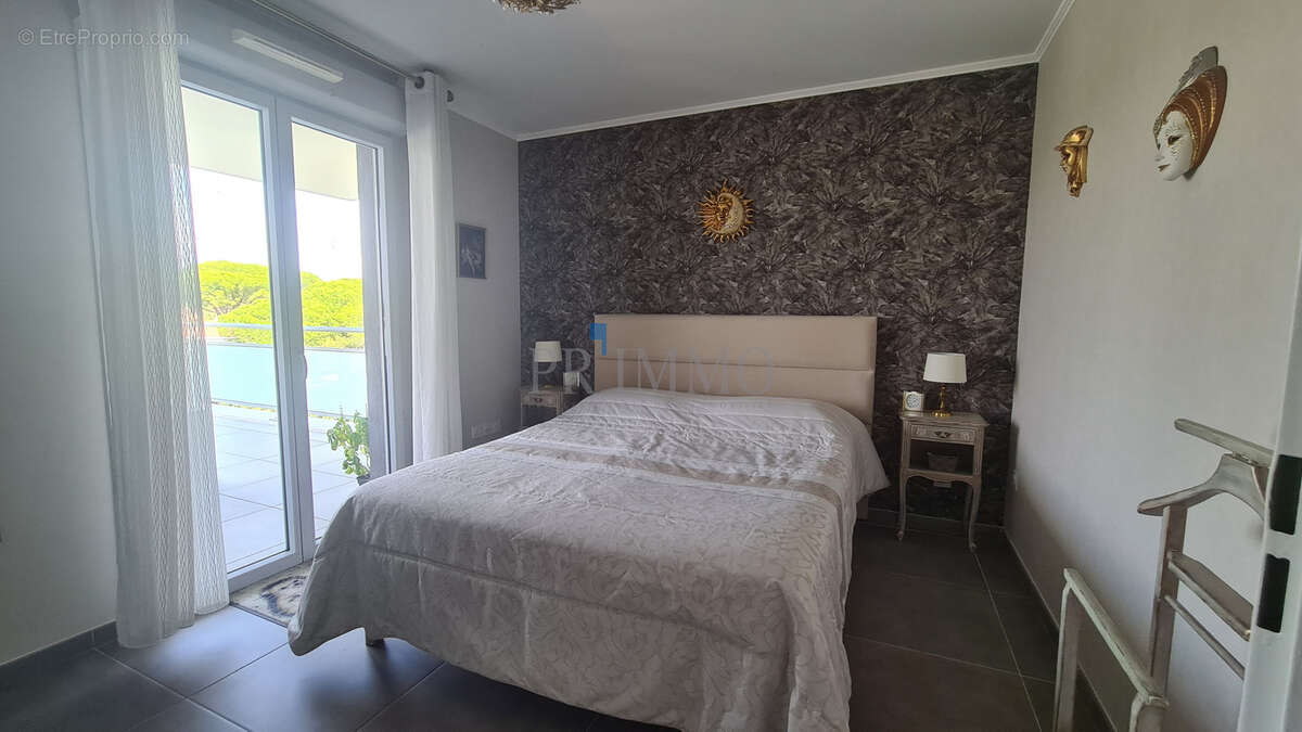Appartement à PUGET-SUR-ARGENS