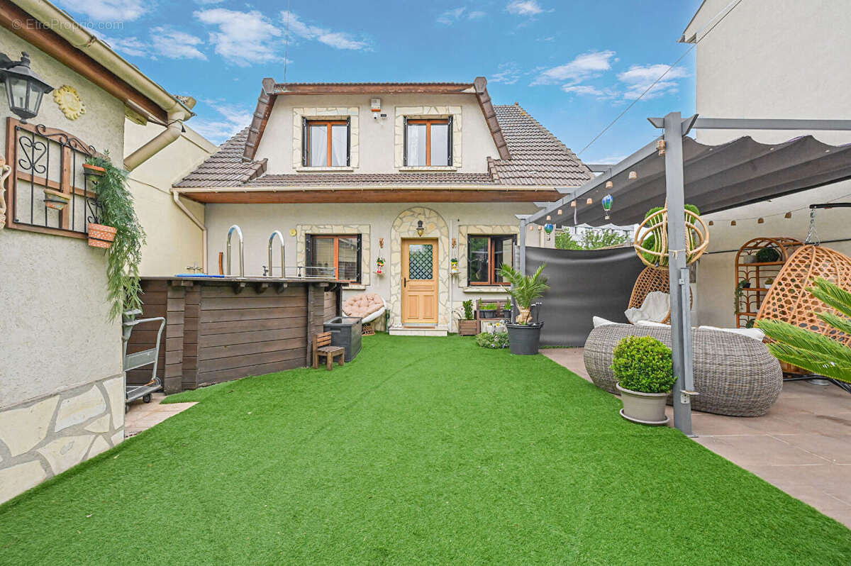 Maison à DRANCY