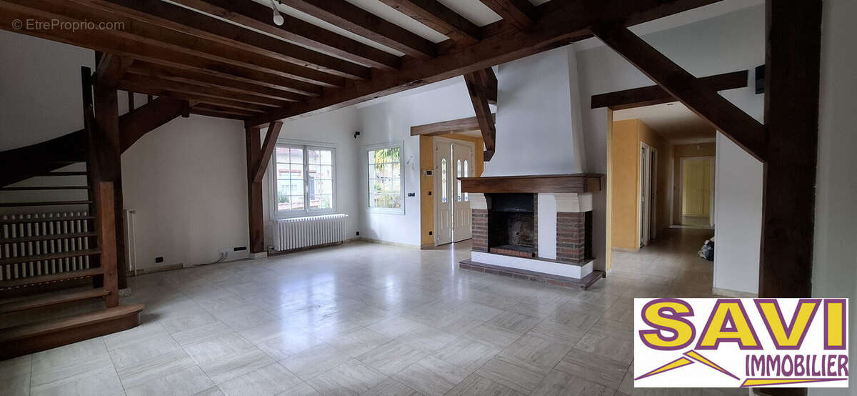 Maison 128 m² à Sermaises  - photo 3