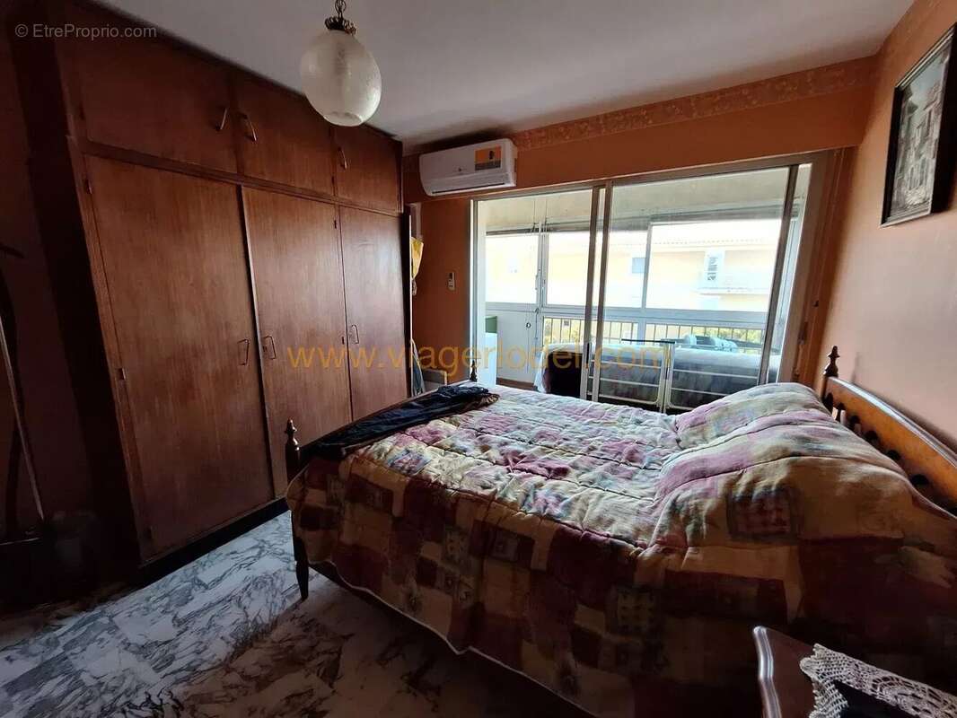 Appartement à FREJUS