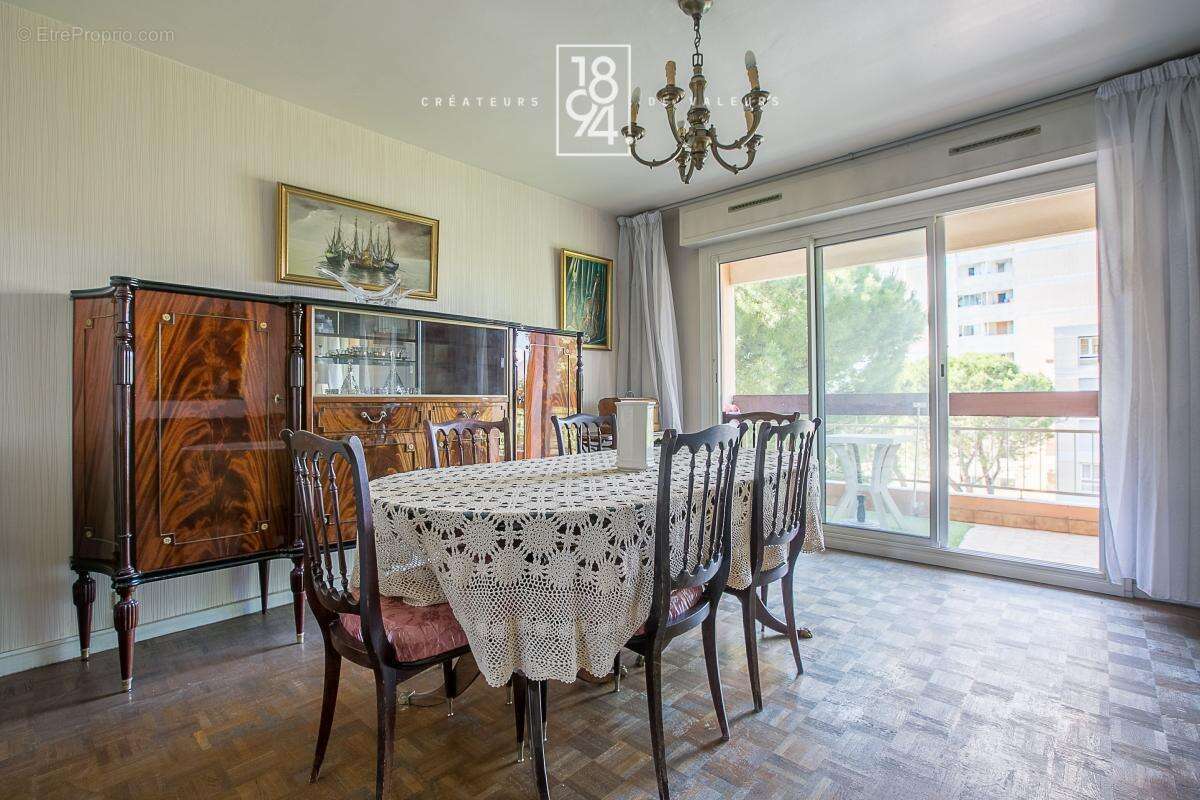 Appartement à MARSEILLE-12E
