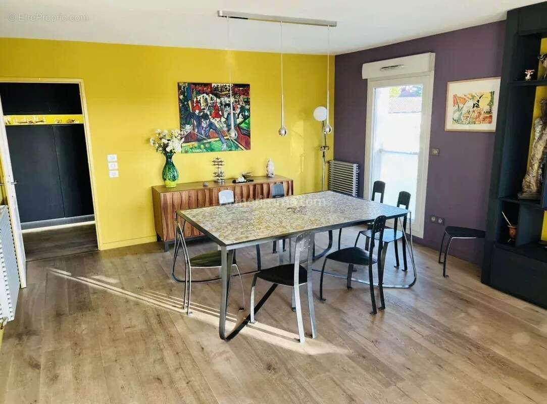 Appartement à MONS-EN-BAROEUL